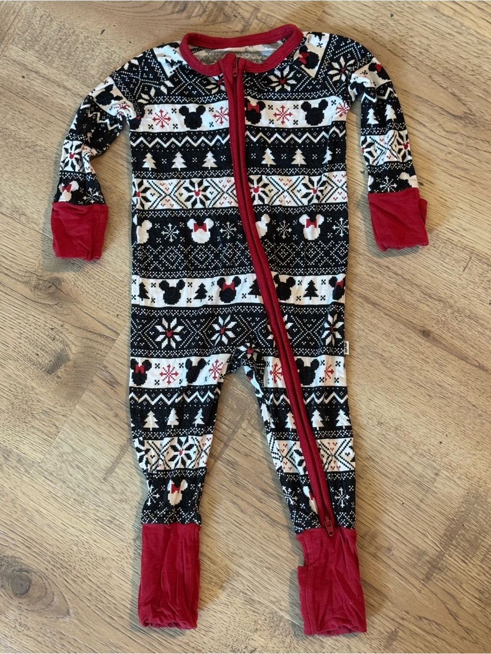 Little Sleepies Disney Mickey Minnie Mouse Christmas Bamboo Zippy Pajamas 3–6M